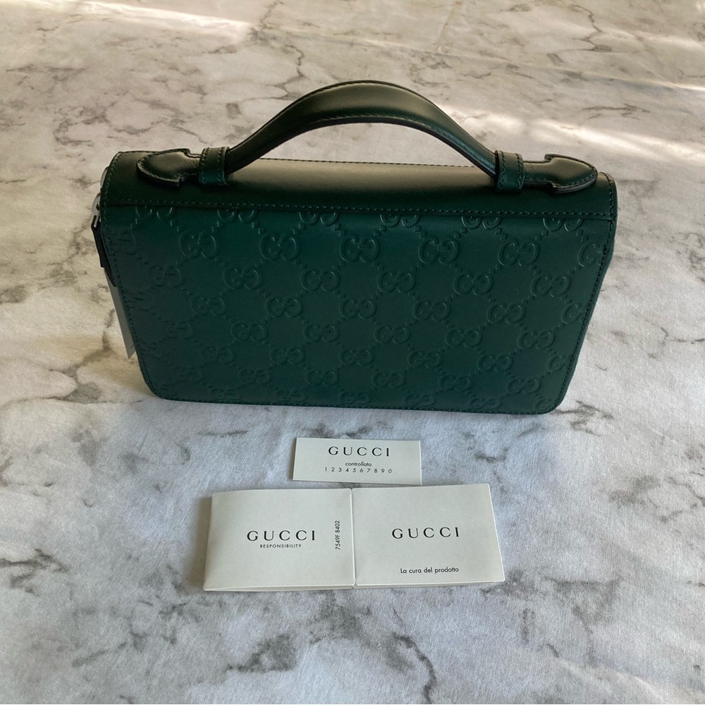 Brand New Gucci zip around clutch wallet - Picture 2 of 13